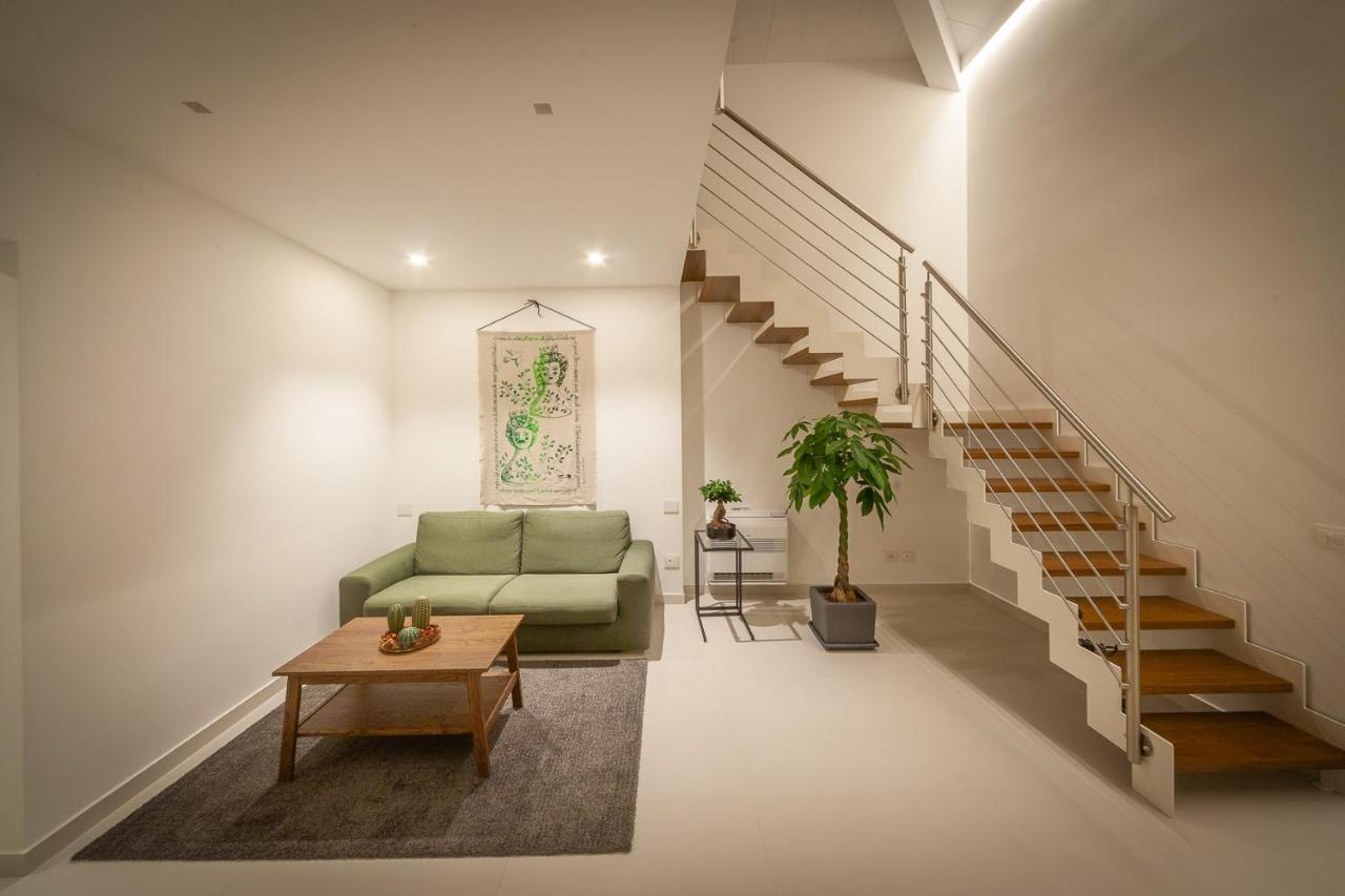 アーチ・カステッロ Mori Siciliani Houseアパートホテル エクステリア 写真
